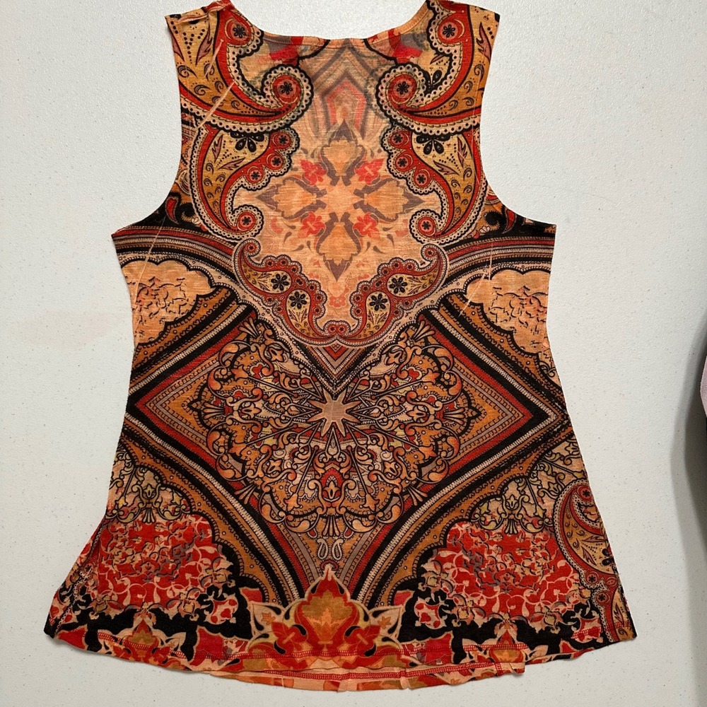 One World Paisley Blouse Sleeveless Tank Red Black Orange Scoop Neck Sequin Sz S - Picture 3 of 6